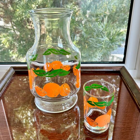 Vintage Anchor Hocking Orange Leaf Pattern, Carafe and Juice Glass set of 2 - Picture 7 of 8